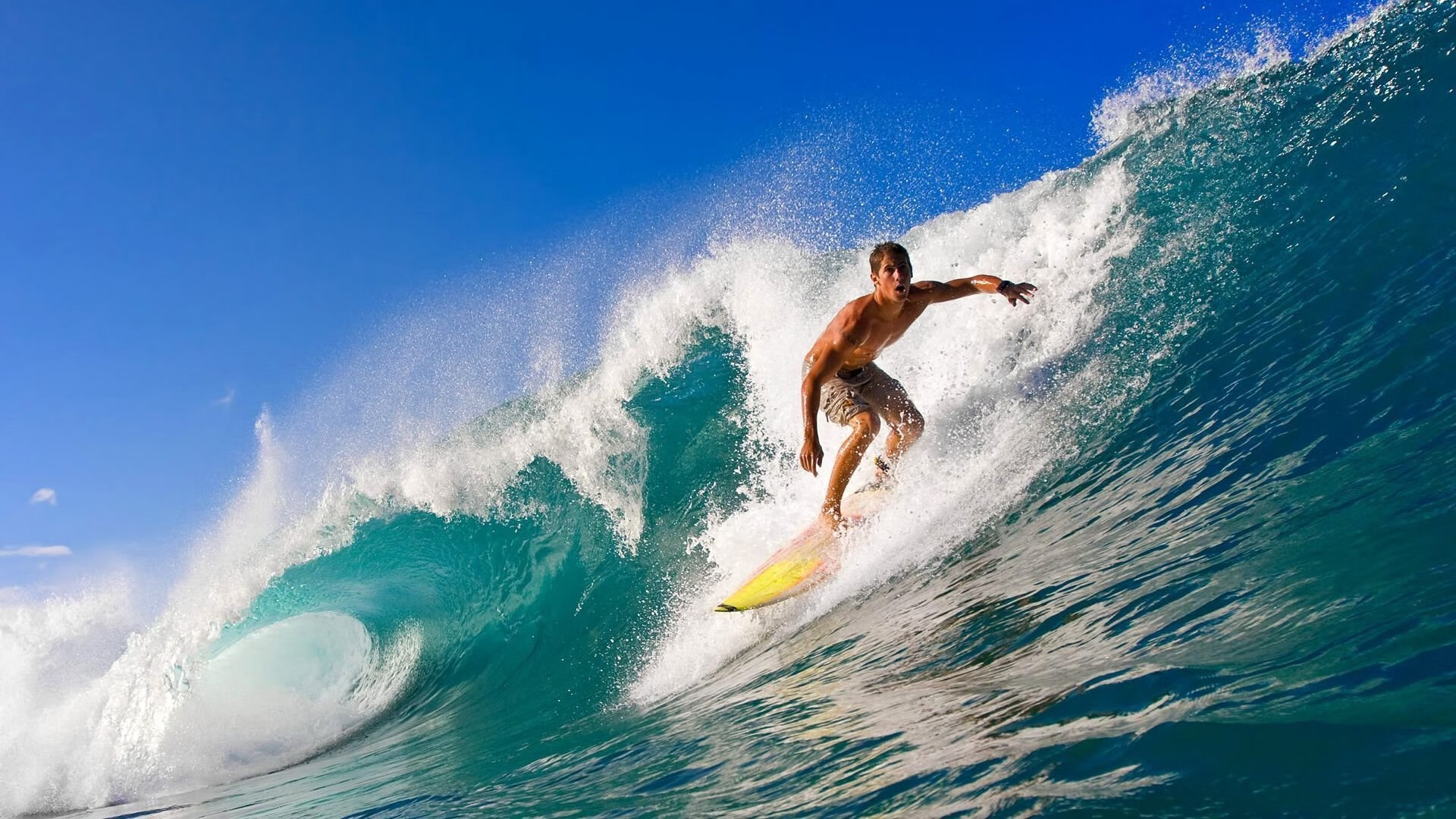 拜仁主场大胜,凭借进攻火力击败对手,球赛拜仁