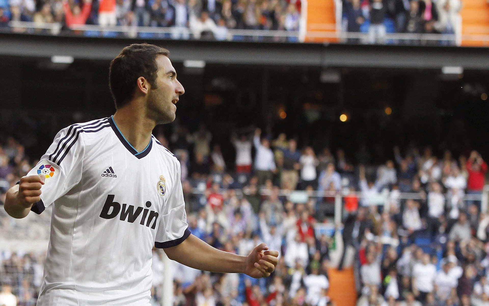 “法甲盛大赛事:新秀亮眼,豪门拼搏激烈”,法甲大名单