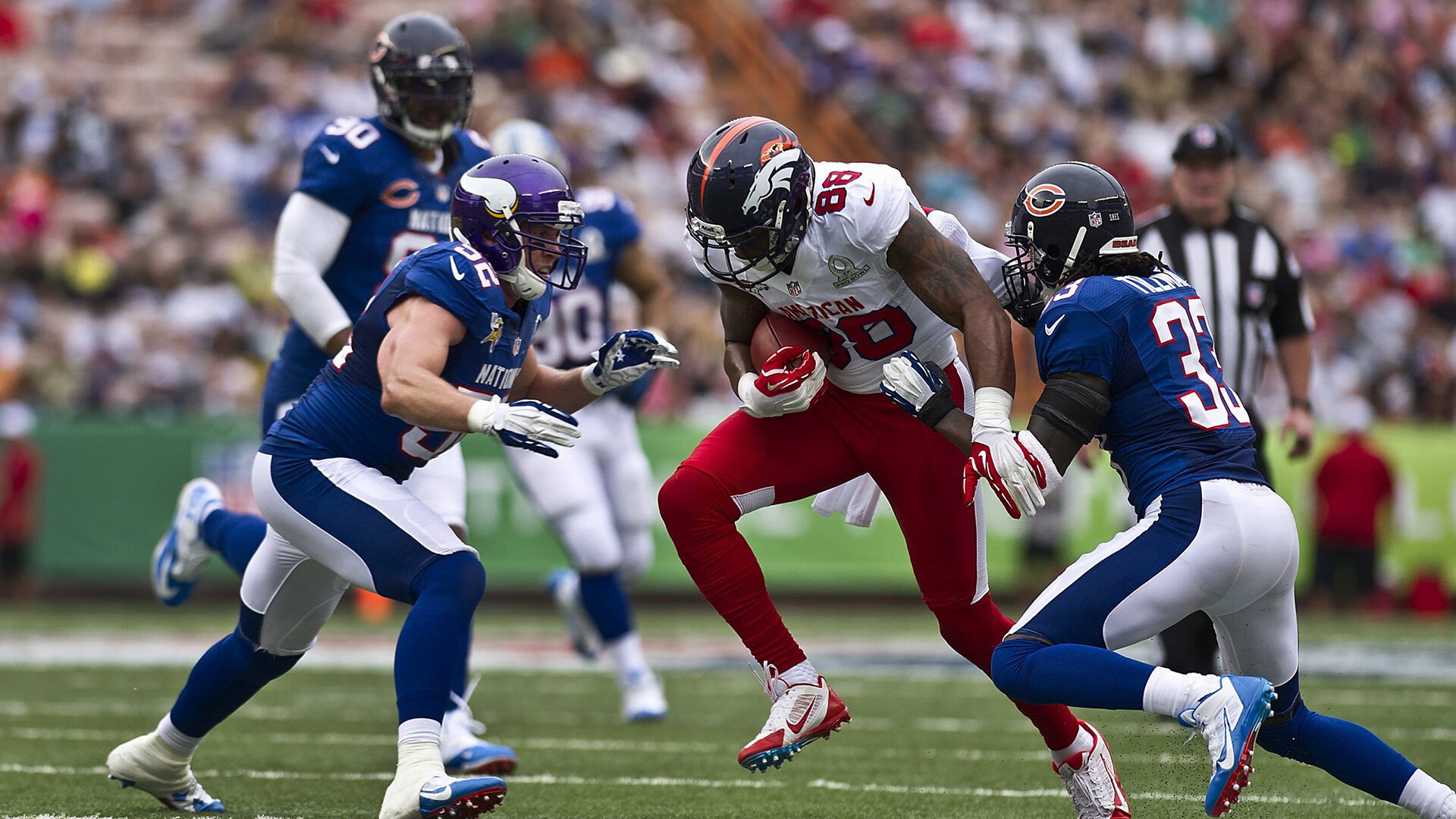 库里的“神级”传球和飙突，你看过哪些令人震惊？，库里传书